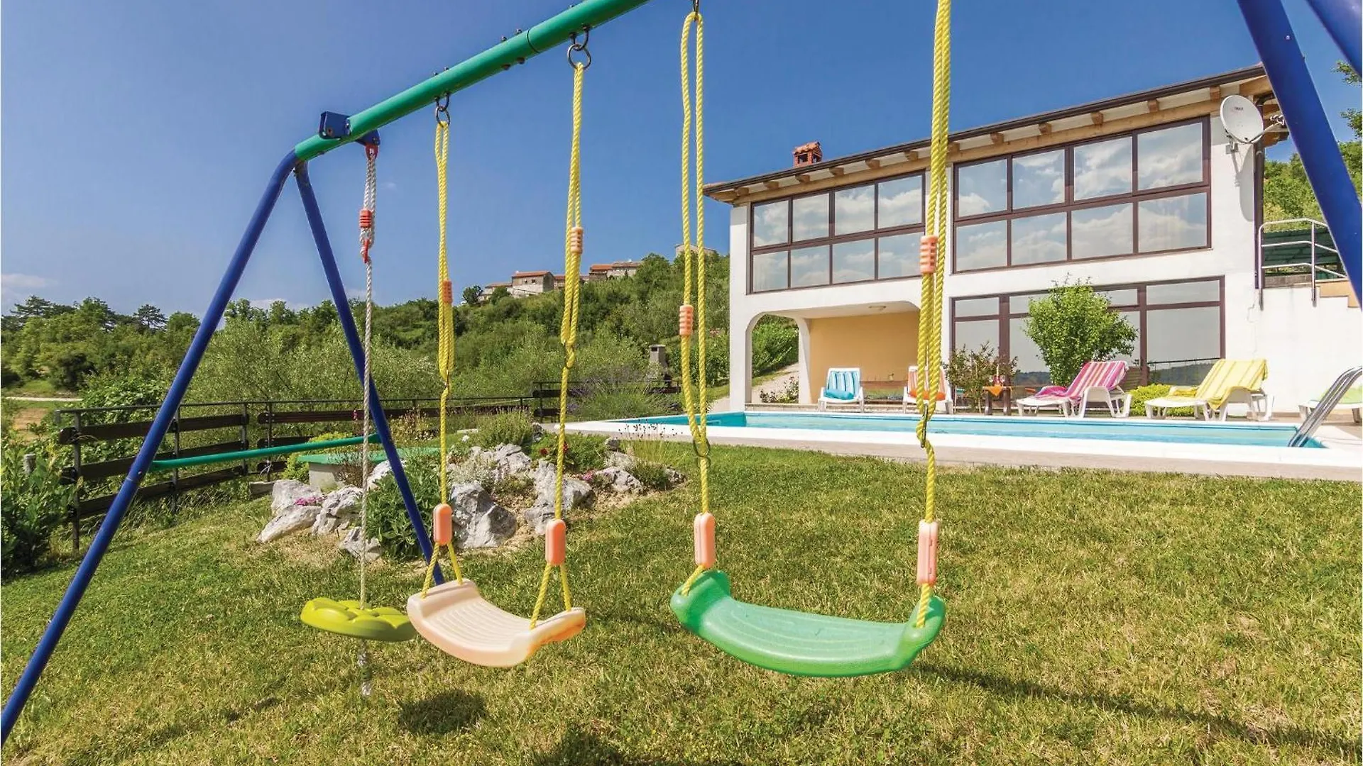 Awesome Home In Meloni With Sauna Karojba 0*,